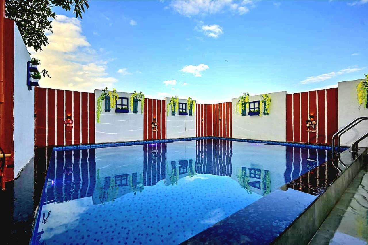 Ll Empyrean Stay Ll Airawat Villa Ll 2Bhk Ll Ac Ll Private Pool Ll Wifi Ll Lonavala Exterior photo